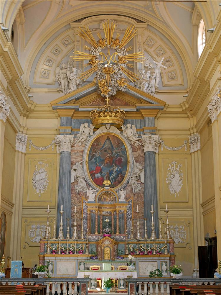 Graglia (Biella) - Altare maggiore della chiesa del Santuario della Madonna di Loreto